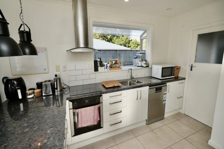 Photo of property in 40 Park Road, West End, Palmerston North, 4412