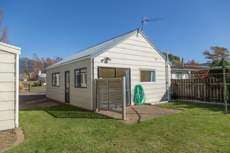 Photo of property in 4 Te Arahori Street, Turangi, 3334