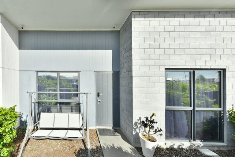 Photo of property in 25 William Dawson Crescent, Wigram, Christchurch, 8025