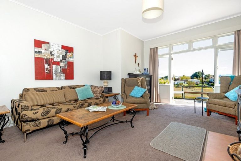 Photo of property in 60 Stout Street, Whataupoko, Gisborne, 4010