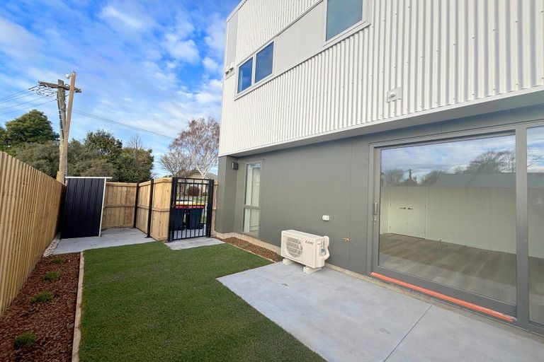 Photo of property in 1/37 Woodville Street, Edgeware, Christchurch, 8013