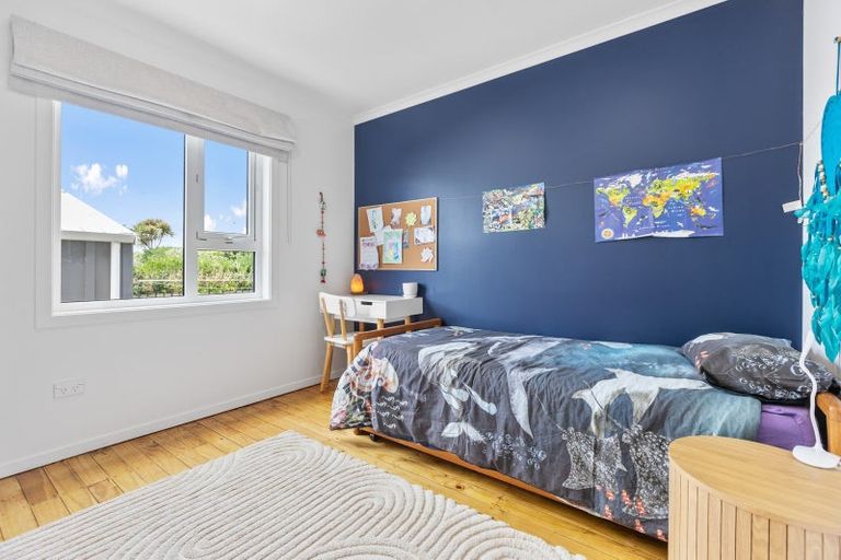 Photo of property in 57c Anglers Avenue, Warea, New Plymouth, 4381