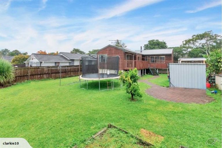 Photo of property in 197 Walter Strevens Drive, Conifer Grove, Takanini, 2112