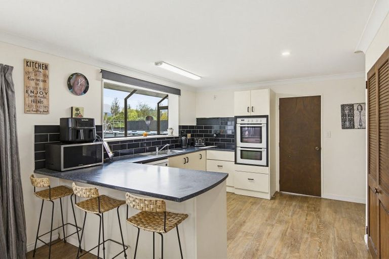 Photo of property in 1 Graham Street, Shannon, 4821