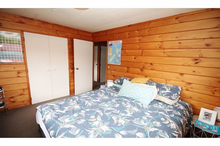 Photo of property in 2/32 Great South Road, Papakura, 2110