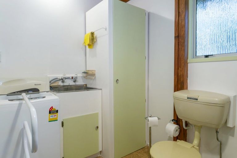 Photo of property in 20 Hauraki Terrace, Pukawa Bay, Turangi, 3381