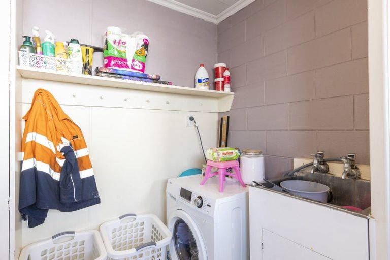 Photo of property in 30 Standish Street, Inglewood, 4330