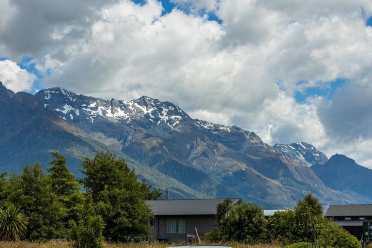 Photo of property in 13 Old Dairy Close, Glenorchy, 9372