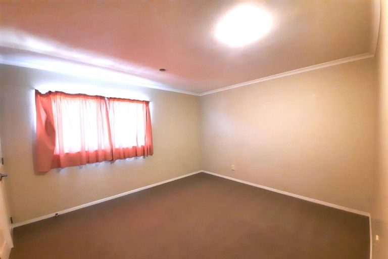 Photo of property in 69 Middlefield Drive, East Tamaki Heights, Auckland, 2016