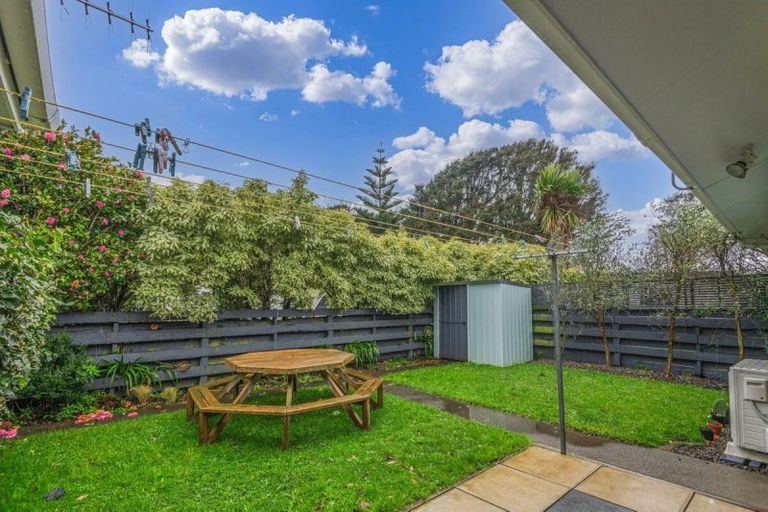 Photo of property in 13b Colombo Street, Hokowhitu, Palmerston North, 4410