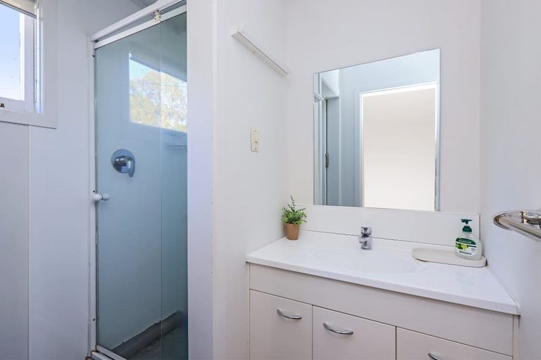 Photo of property in 30 Gillies Crescent, Waimarama, 4294