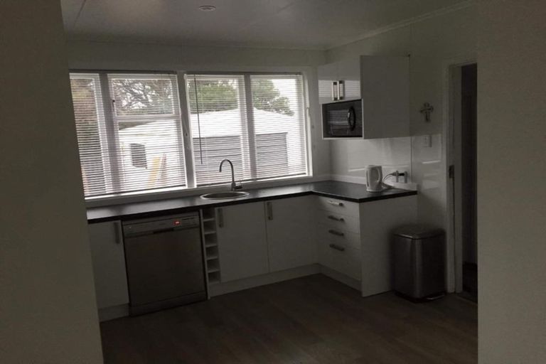 Photo of property in 1 Joseph Street, Waverley, Invercargill, 9810