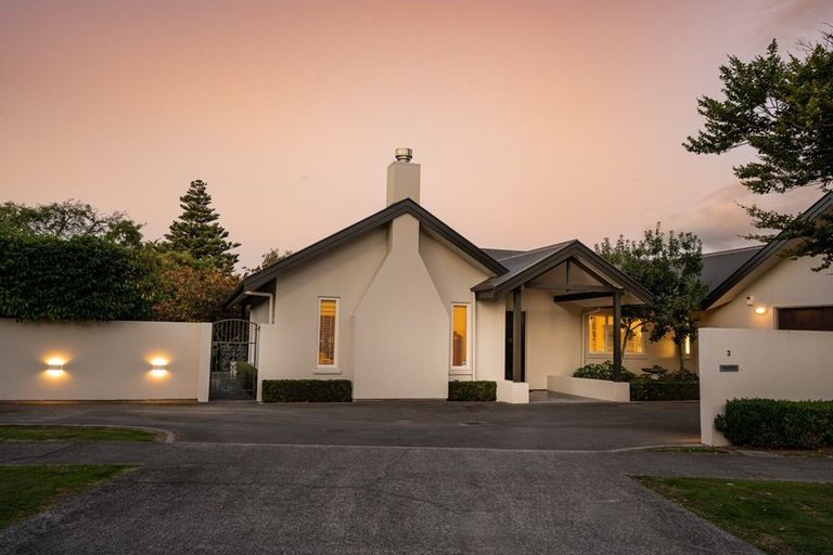 Photo of property in 3 Caccia Birch Lane, Hokowhitu, Palmerston North, 4410