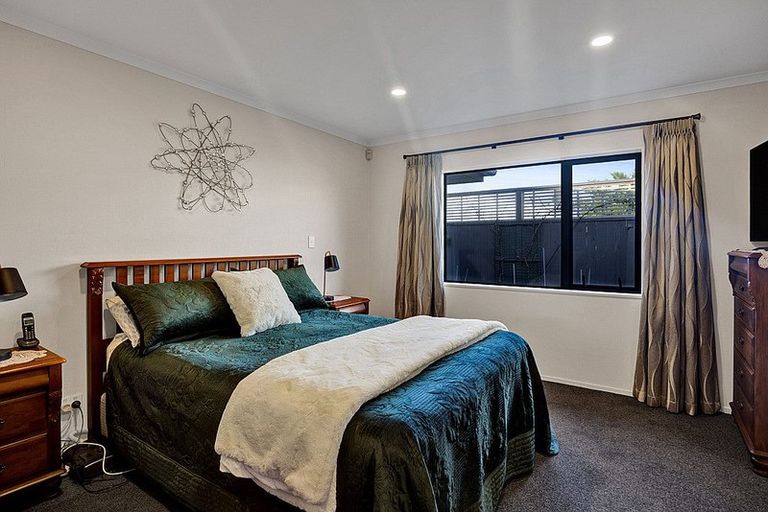 Photo of property in 90a Victoria Street, Hawera, 4610