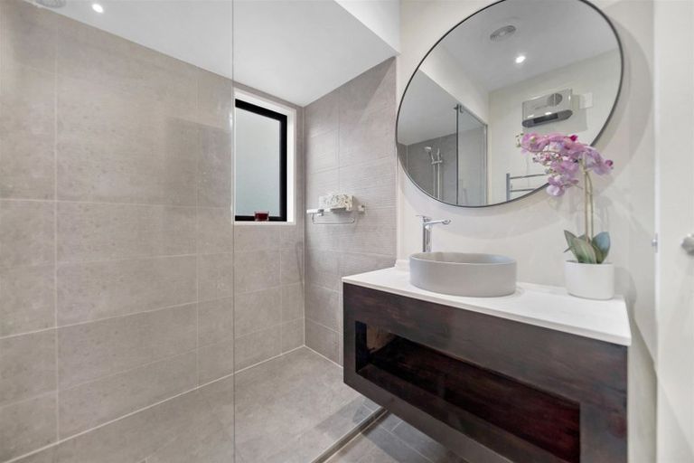 Photo of property in 33 Riverside Road, Frankton, Queenstown, 9300