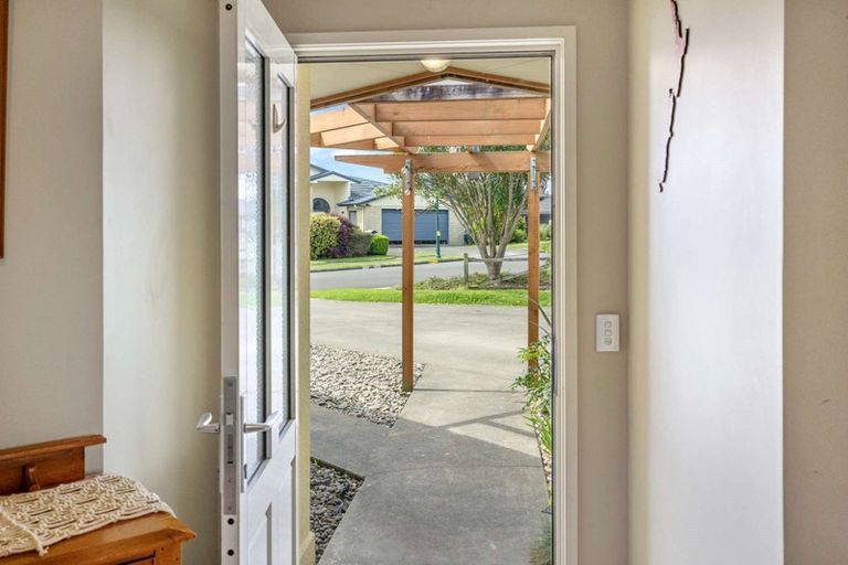 Photo of property in 1 Vanderbilt Place, Welcome Bay, Tauranga, 3112