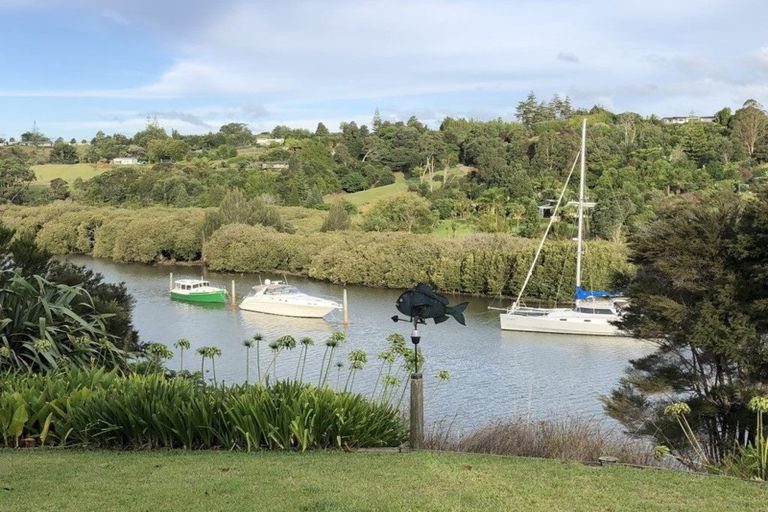 Photo of property in 7 James Kemp Place, Kerikeri, 0230