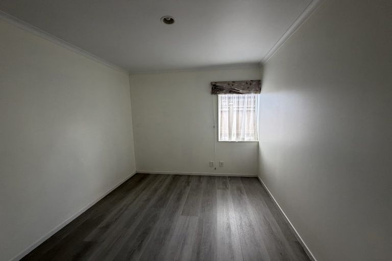 Photo of property in 34 Millhouse Drive, Northpark, Auckland, 2013