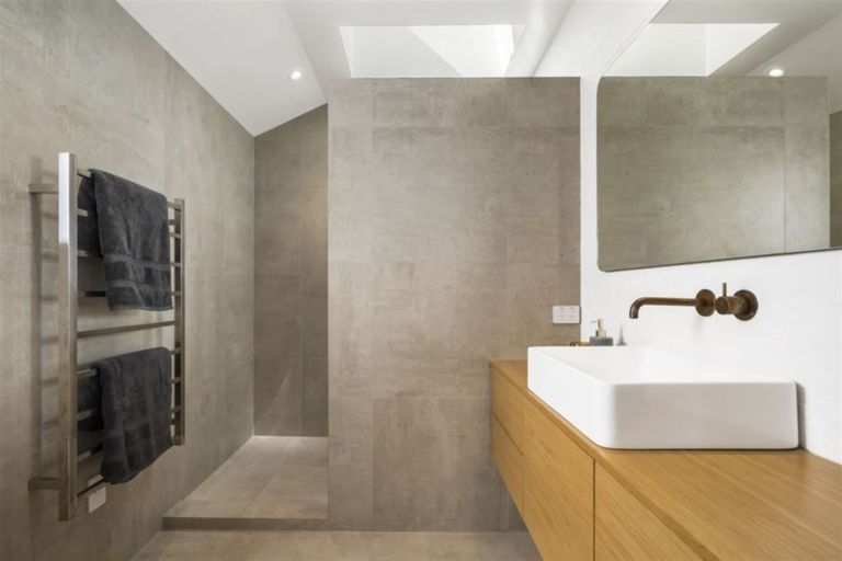 Photo of property in 39 Church Street, Winton, 9720