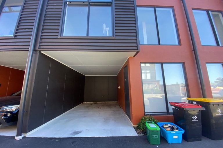 Photo of property in 33/17 Owens Place, Mount Maunganui, 3116