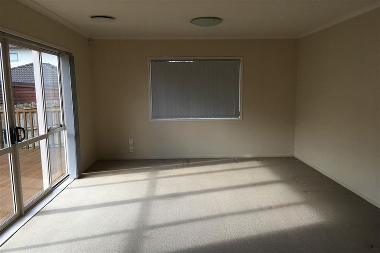 Photo of property in 39 Kristin Lane, Albany, Auckland, 0632