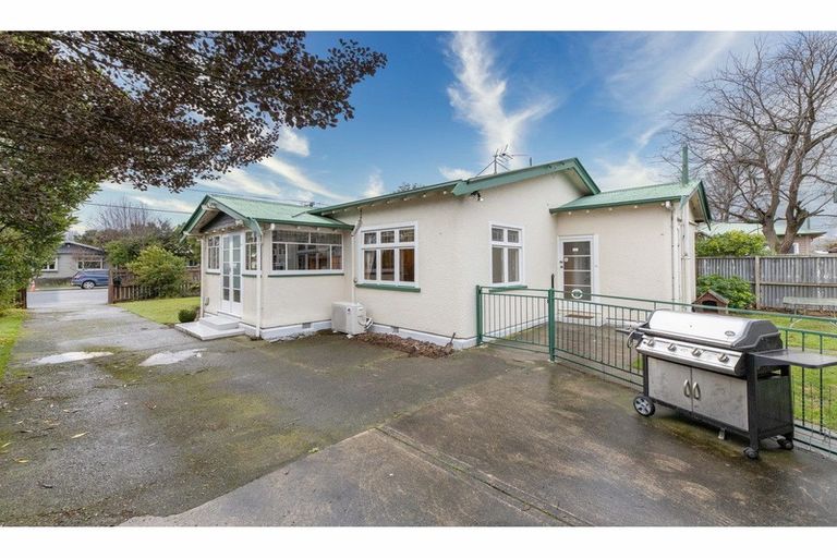 Photo of property in 47 Selwyn Street, Somerfield, Christchurch, 8024