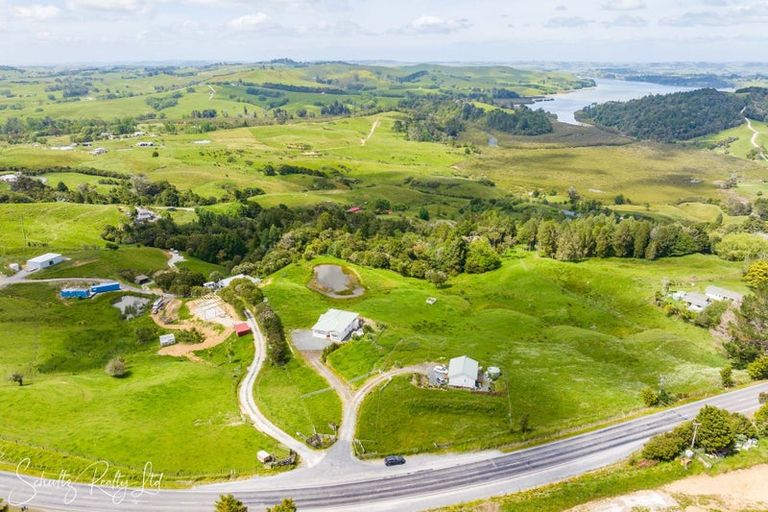 Photo of property in 1713 State Highway 12, Paparoa, 0571