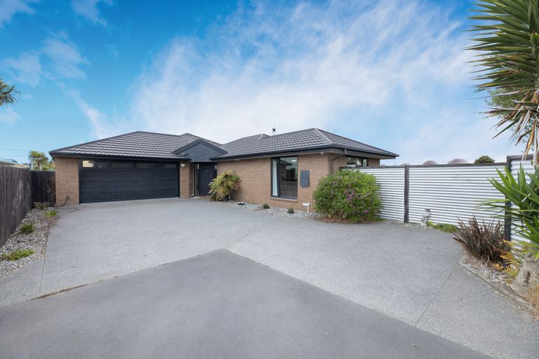 Photo of property in 9 Sea Eagles Place, North New Brighton, Christchurch, 8083