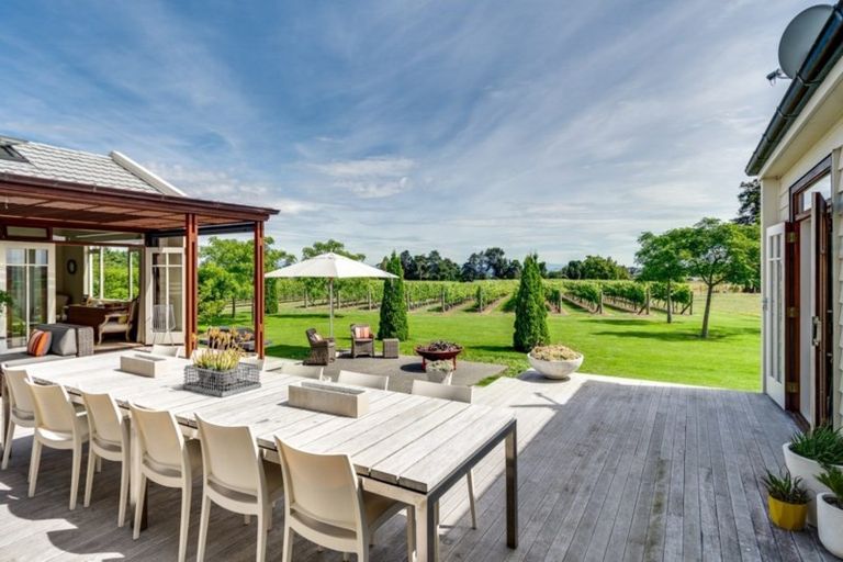 Photo of property in 275 Te Mata Road, Havelock North, 4294