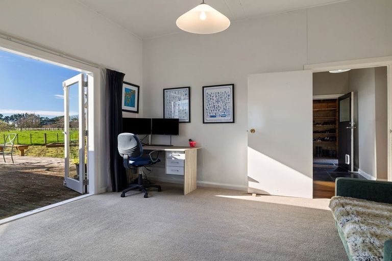 Photo of property in 101 Albert Road, Tokomaru, Palmerston North, 4474