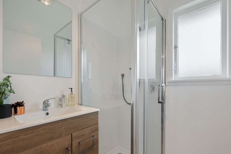 Photo of property in 1/13 Rollerson Street, Papakura, 2110