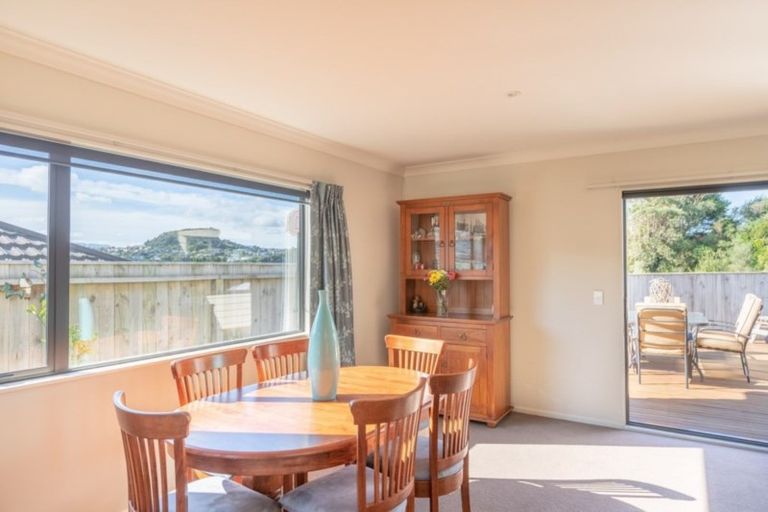 Photo of property in 71 Staithes Drive North, Whitby, Porirua, 5024