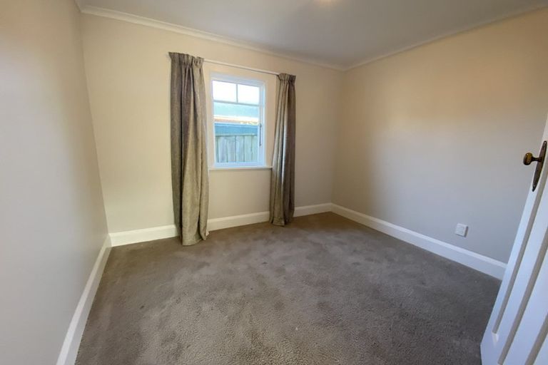 Photo of property in 103 Freyberg Street, Lyall Bay, Wellington, 6022