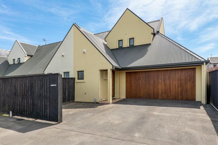 Photo of property in 32 Peverel Street, Riccarton, Christchurch, 8041