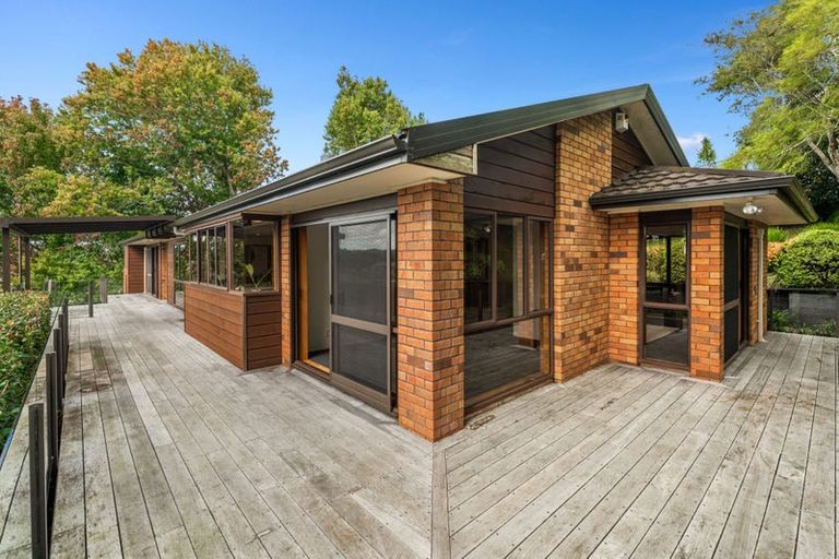 Photo of property in 115 Sandstone Road, Whitford, Manurewa, 2576