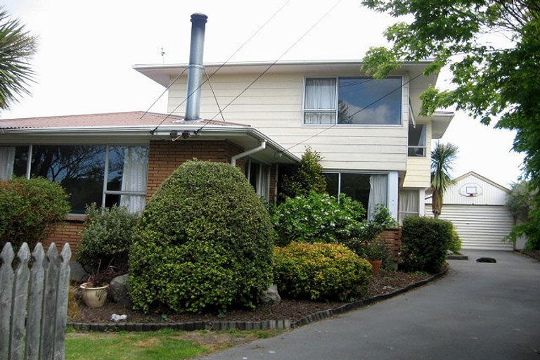 Photo of property in 2/72 Sturrocks Road, Casebrook, Christchurch, 8051