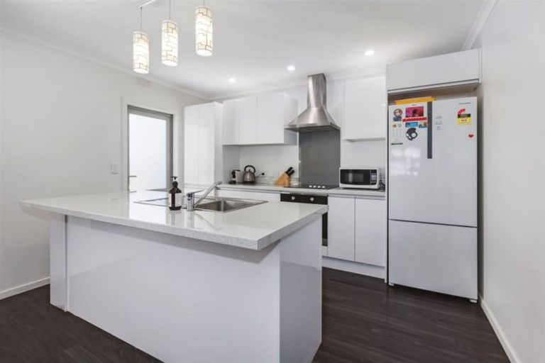 Photo of property in 12 Whitehouse Road, Titahi Bay, Porirua, 5022