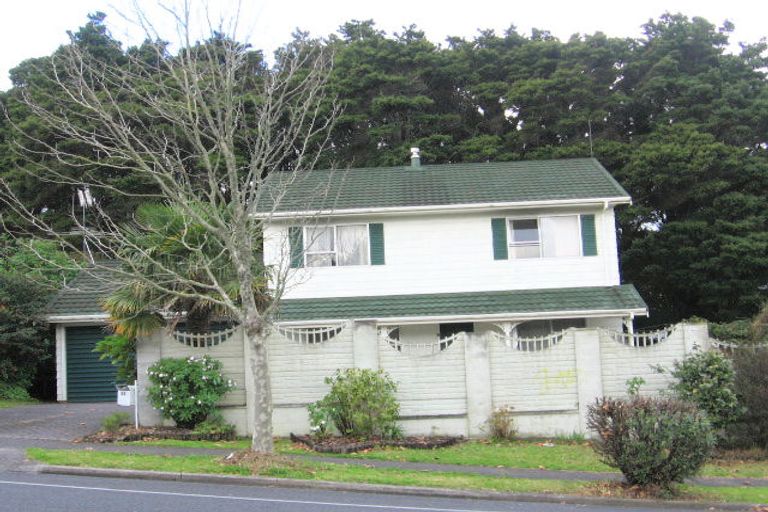 Photo of property in 25 Eugenia Rise, Totara Heights, Auckland, 2105