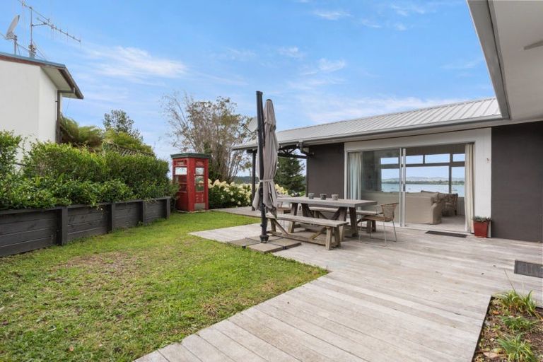 Photo of property in 91 Omokoroa Road, Omokoroa, 3114