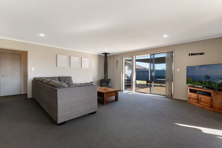Photo of property in 158 Doncaster Drive, Papamoa Beach, Papamoa, 3118