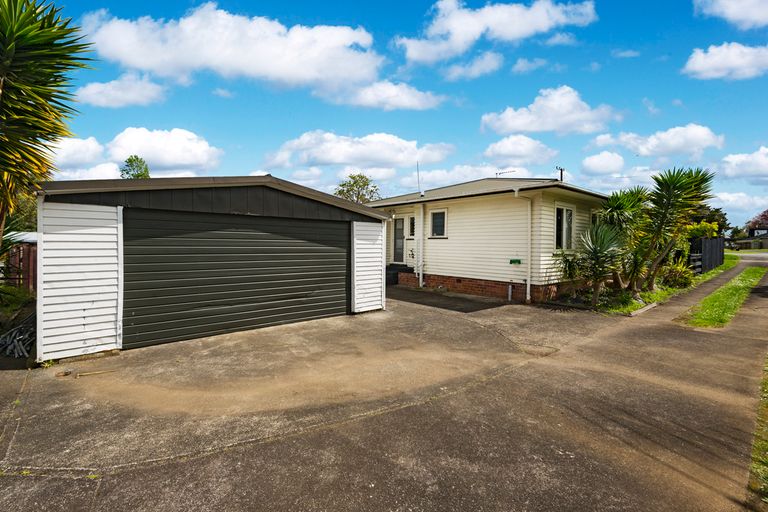 Photo of property in 1/450 Great South Road, Opaheke, Papakura, 2113