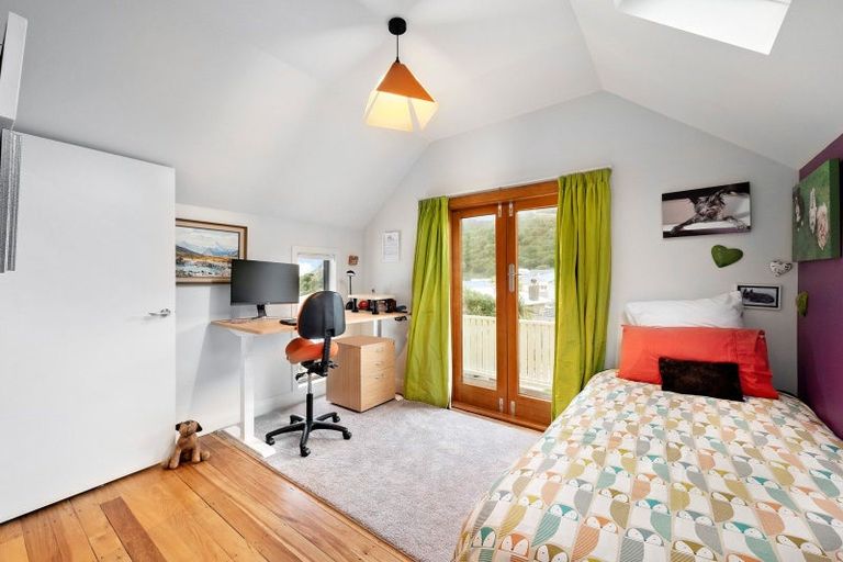 Photo of property in 38 Happy Valley Road, Owhiro Bay, Wellington, 6023