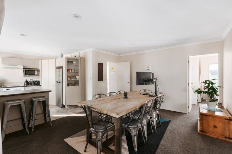 Photo of property in 5 Evansbel Place, Papamoa Beach, Papamoa, 3118