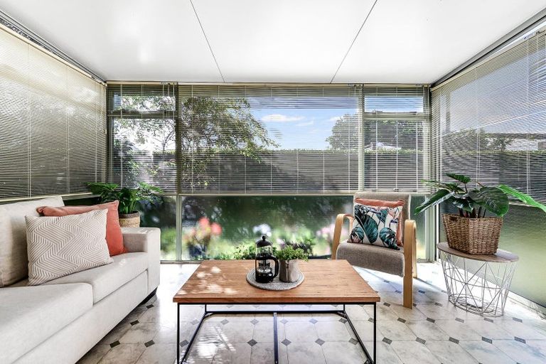 Photo of property in 2/38 Sandwich Road, St Andrews, Hamilton, 3200