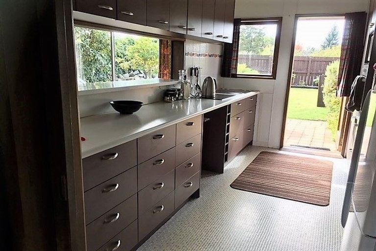 Photo of property in 38 Manuka Crescent, Wanaka, 9305