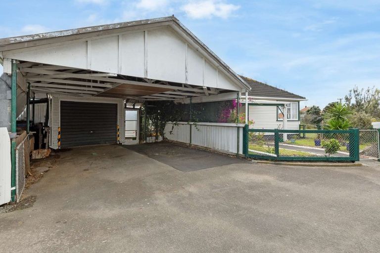 Photo of property in 81 Swiss Avenue, Gonville, Whanganui, 4501