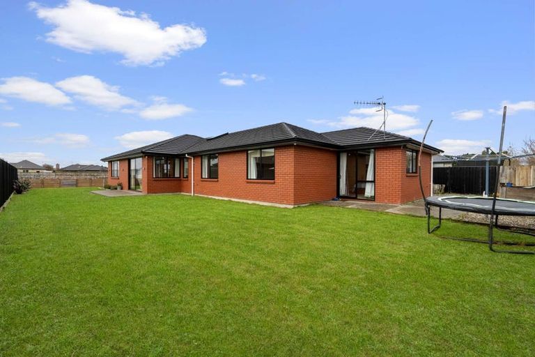 Photo of property in 98 Hoffman Court, Waikiwi, Invercargill, 9810