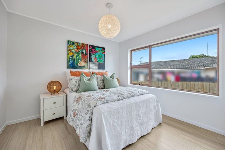 Photo of property in 12 Huber Street, Weymouth, Auckland, 2103