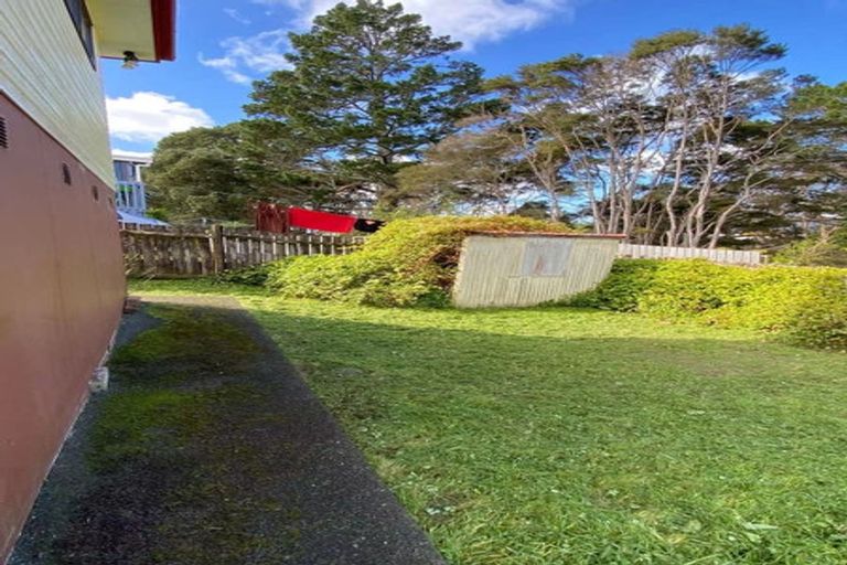 Photo of property in 25 Alidade Place, Massey, Auckland, 0614