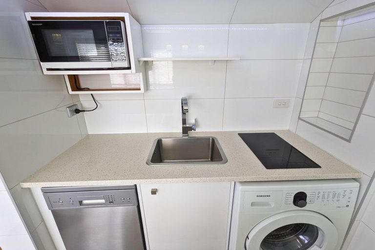 Photo of property in 19 Millstream Drive, Henderson, Auckland, 0610